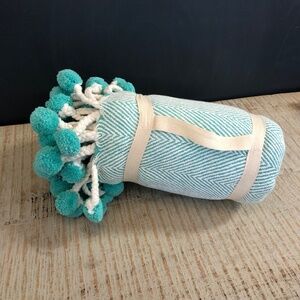 Ivory/Teal Herringbone Throw Blanket